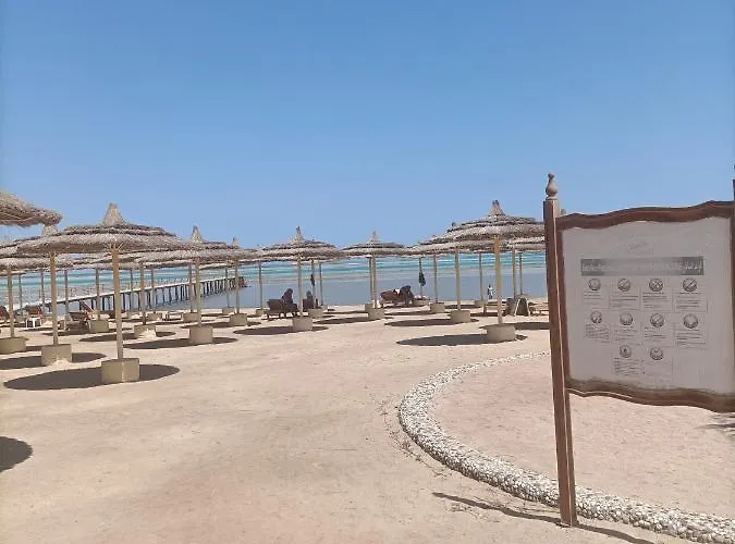 Tony's Privy Beds By Red Sea *